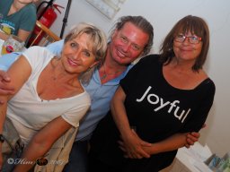 Künstler helfen Kinder - Mit Musik zur Menschlichkeit